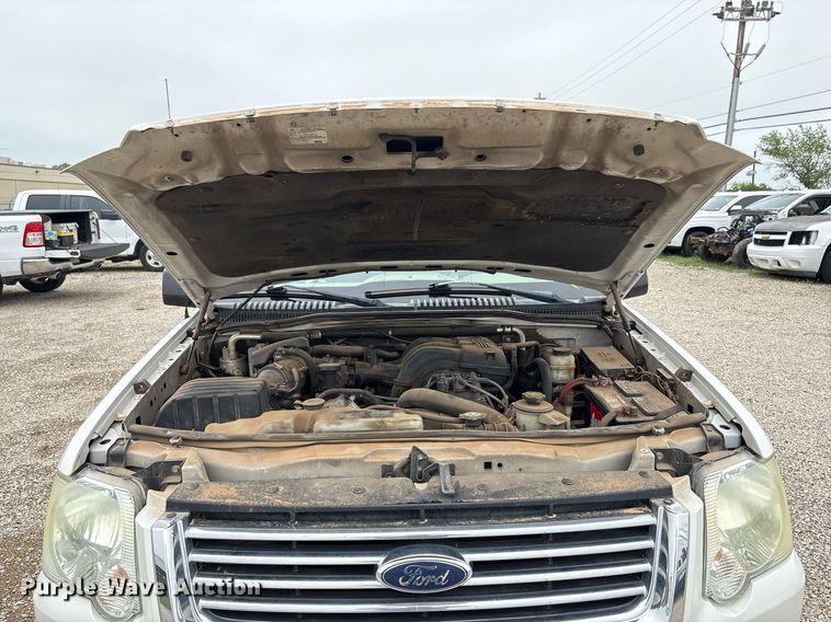 image for item DY2480 2008 Ford Explorer SUV