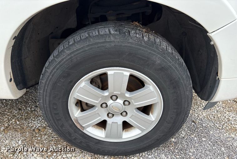 image for item DY2480 2008 Ford Explorer SUV