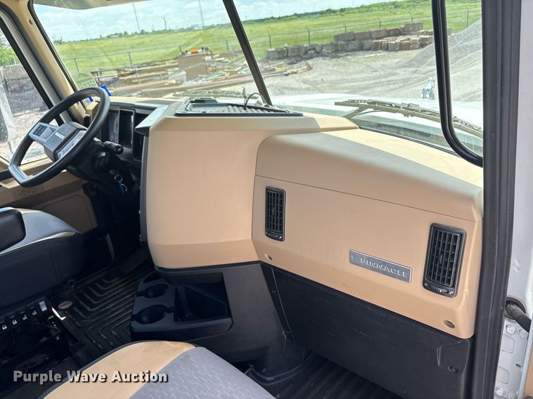 image for item DY2482 2021 Mack Pinnacle  semi truck