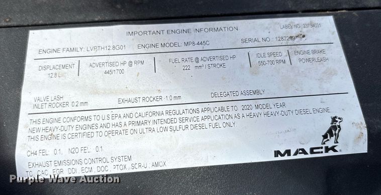 image for item DY2482 2021 Mack Pinnacle  semi truck