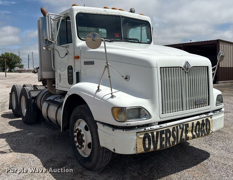 image for item DY2484 1998 International 9100 semi truck