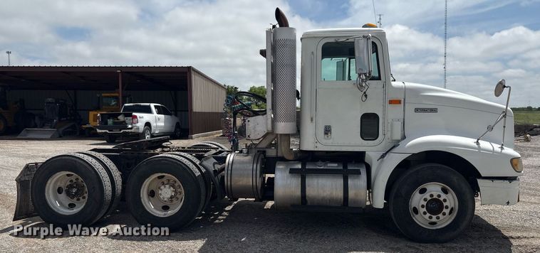 image for item DY2484 1998 International 9100 semi truck