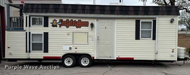 image for item DY8000 1995 Serro Scotty RV fire safety training trailer