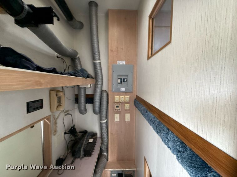 image for item DY8000 1995 Serro Scotty RV fire safety training trailer