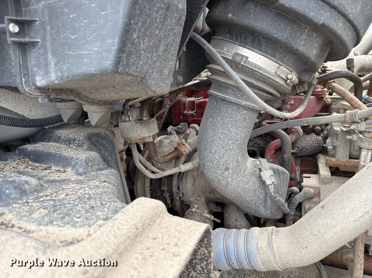 image for item DY8073 2015 Freightliner 108SD dump truck