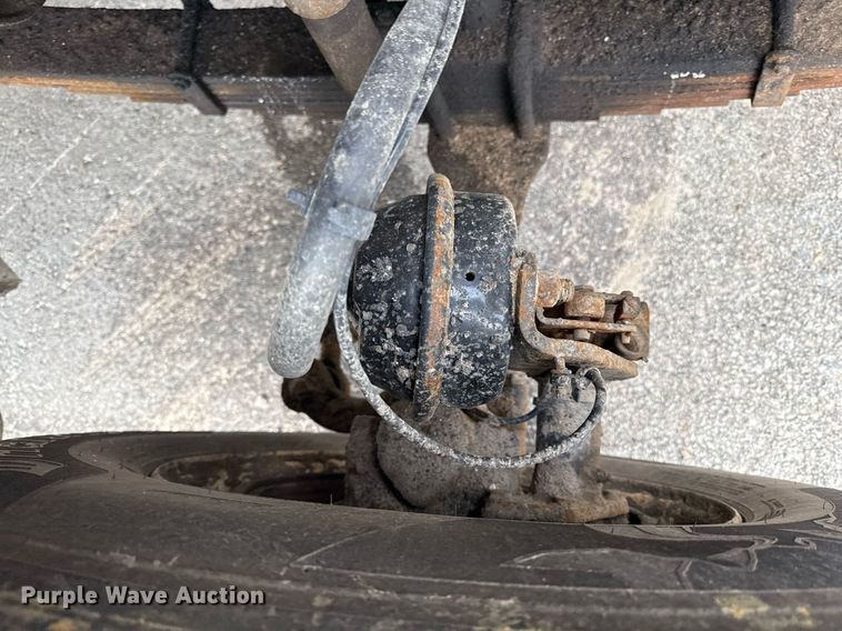 image for item DY8073 2015 Freightliner 108SD dump truck