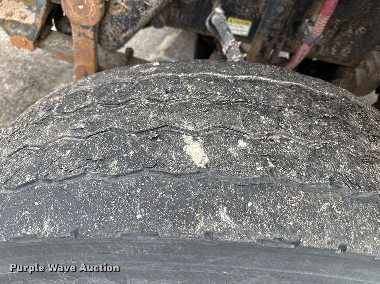 image for item DY8073 2015 Freightliner 108SD dump truck