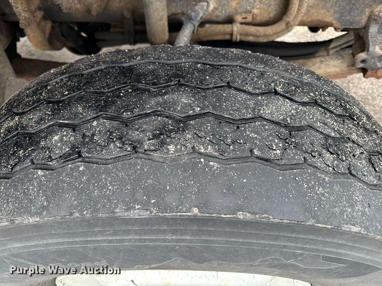 image for item DY8073 2015 Freightliner 108SD dump truck