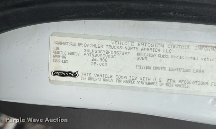 image for item DY8073 2015 Freightliner 108SD dump truck