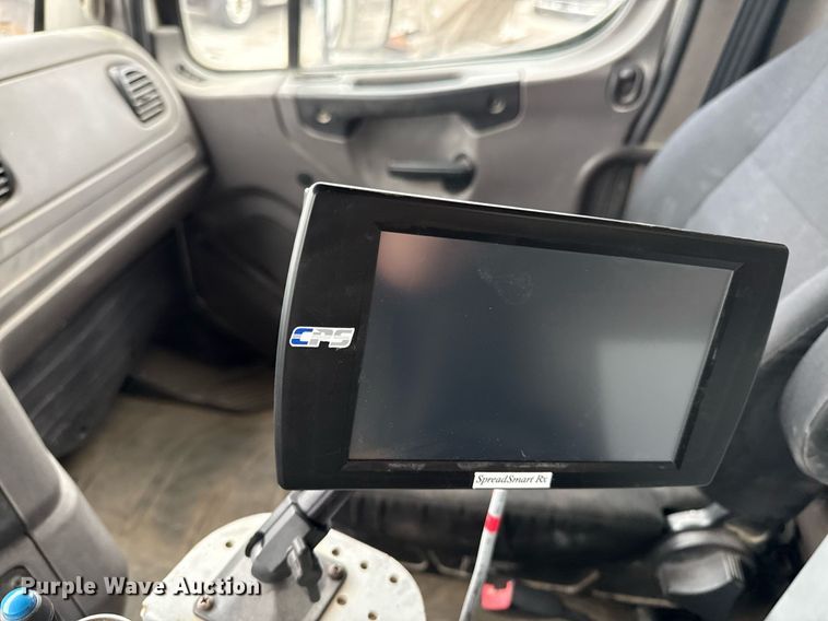 image for item DY8074 2015 Freightliner 108SD dump truck