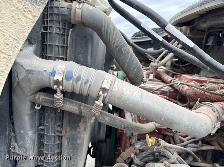 image for item DY8074 2015 Freightliner 108SD dump truck