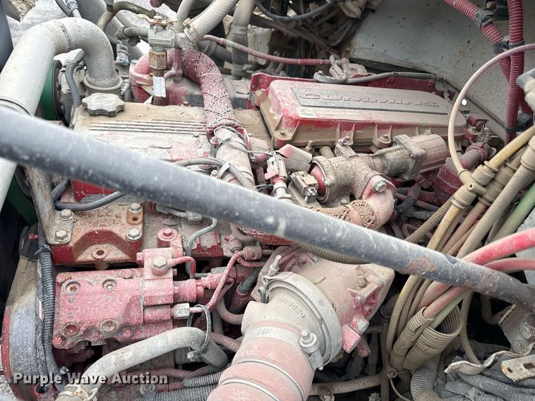 image for item DY8074 2015 Freightliner 108SD dump truck