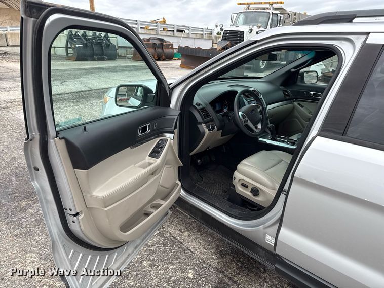 image for item DY8075 2014 Ford Explorer SUV