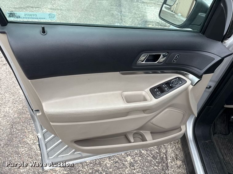 image for item DY8075 2014 Ford Explorer SUV