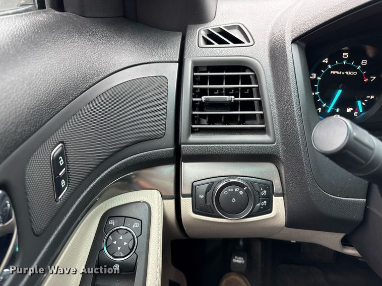 image for item DY8075 2014 Ford Explorer SUV