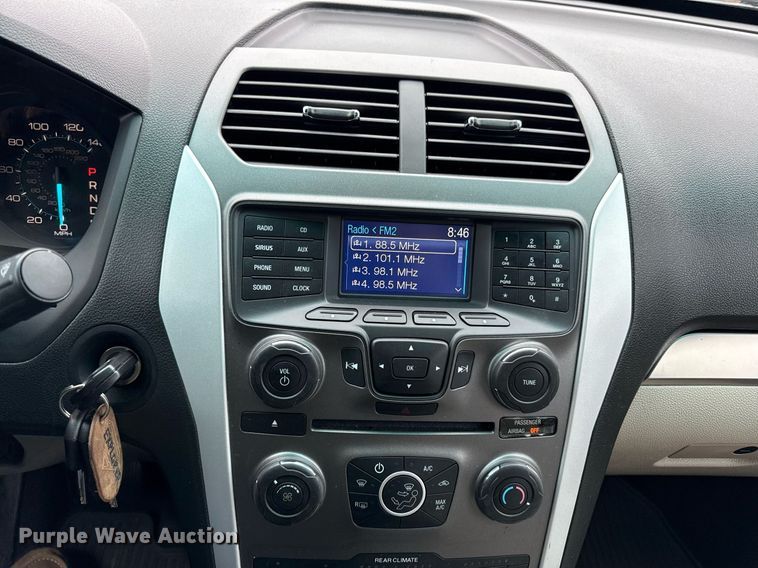 image for item DY8075 2014 Ford Explorer SUV