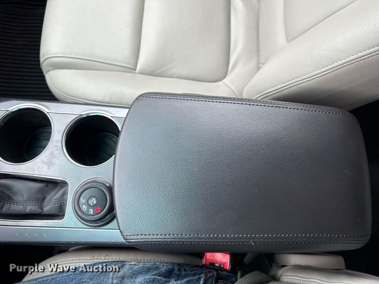 image for item DY8075 2014 Ford Explorer SUV