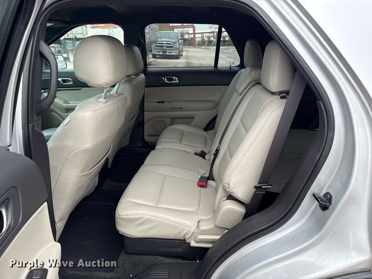 image for item DY8075 2014 Ford Explorer SUV