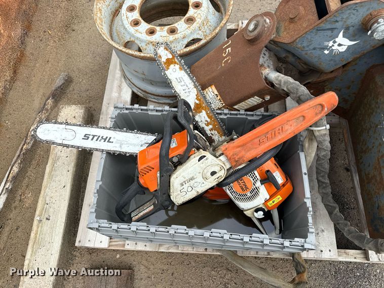 image for item DY8076 Bobcat 15C  skid steer auger