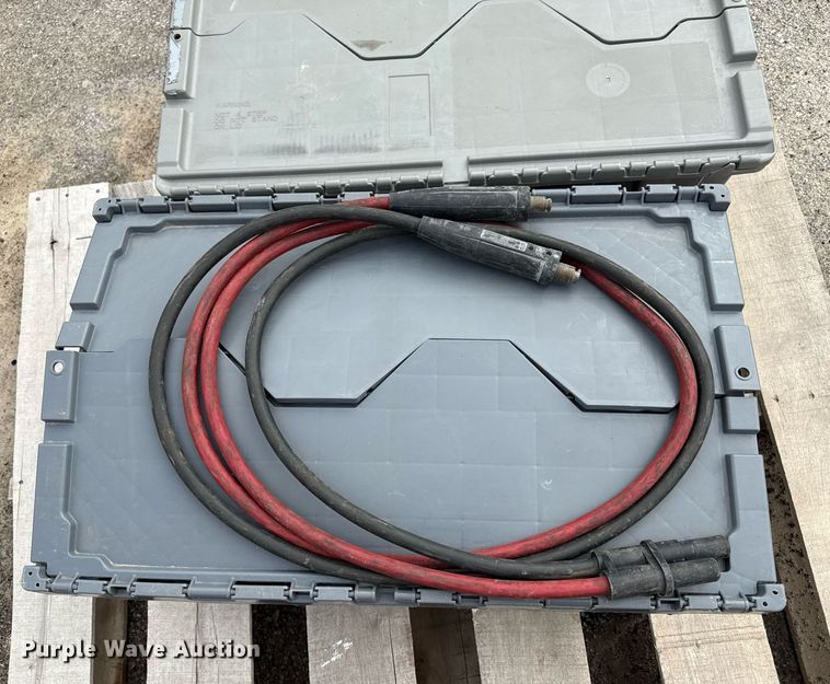 image for item DY8076 Bobcat 15C  skid steer auger