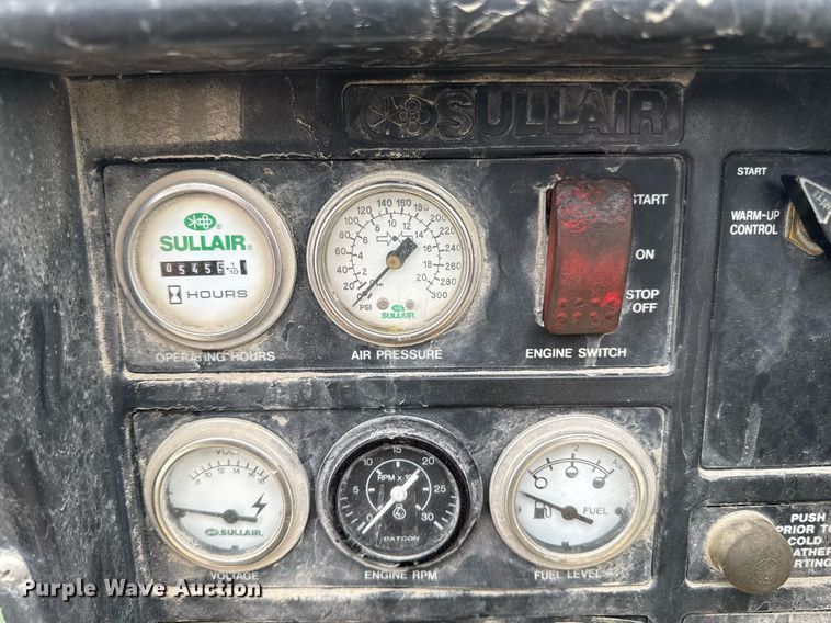 image for item DY8078 Sullair 185 air compressor