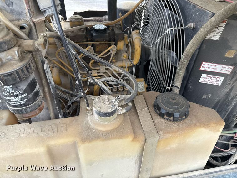 image for item DY8078 Sullair 185 air compressor