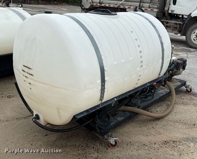 image for item DY8079 Turf sprayer