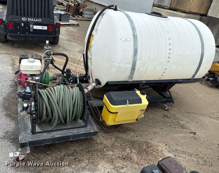 image for item DY8079 Turf sprayer