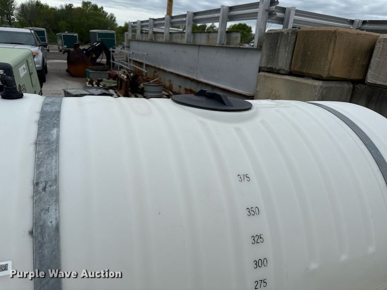 image for item DY8079 Turf sprayer