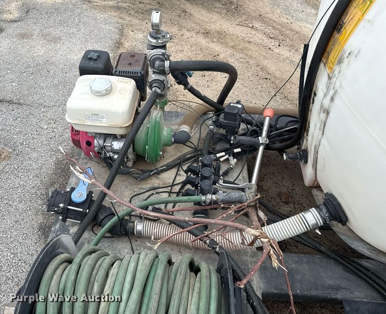 image for item DY8079 Turf sprayer