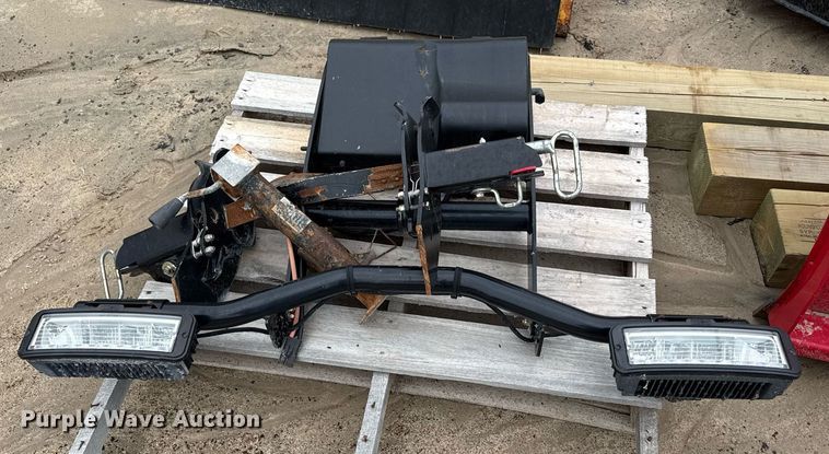 image for item DY8082 (2) snow plows