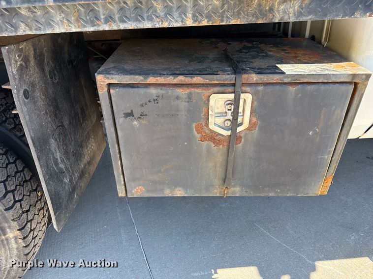 image for item DZ4008 2012 Ford F450 Super Duty dump flatbed truck