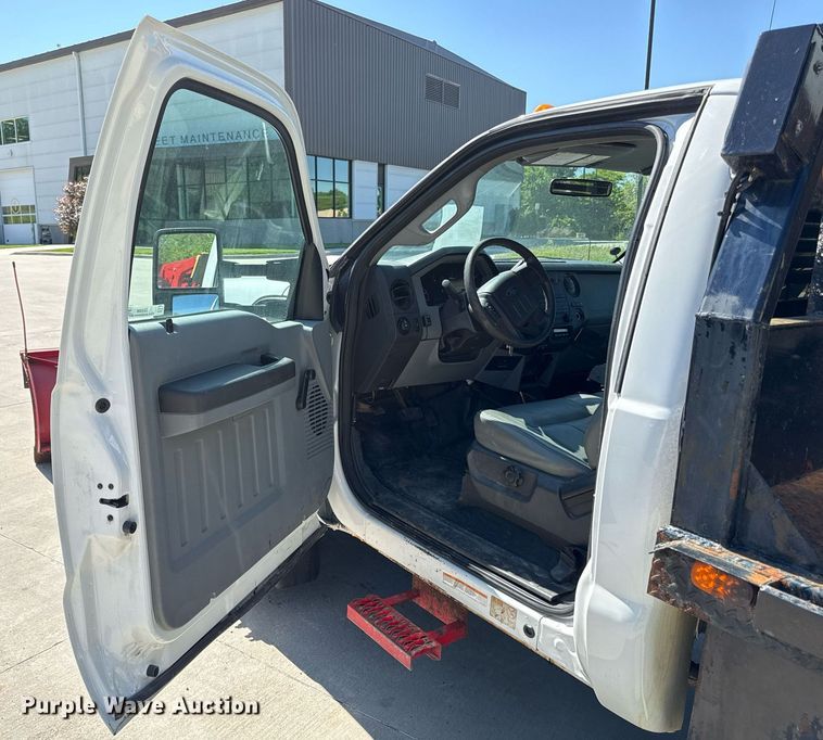 image for item DZ4008 2012 Ford F450 Super Duty dump flatbed truck