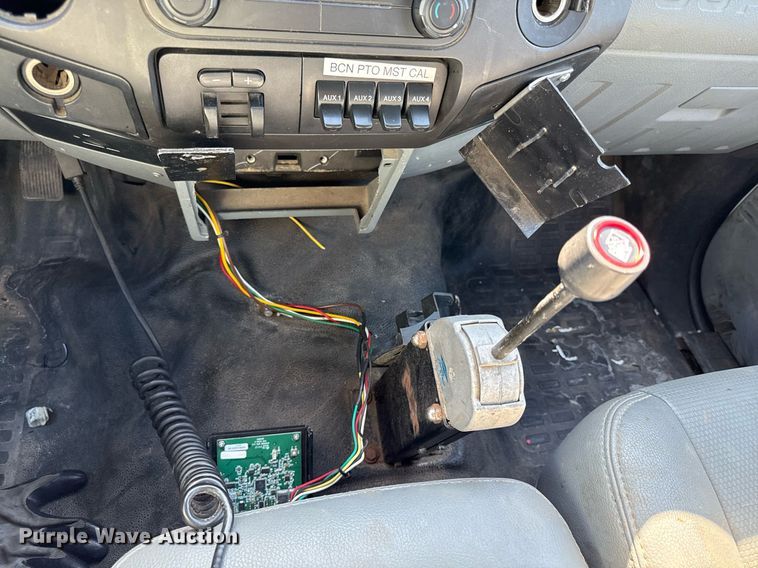 image for item DZ4008 2012 Ford F450 Super Duty dump flatbed truck