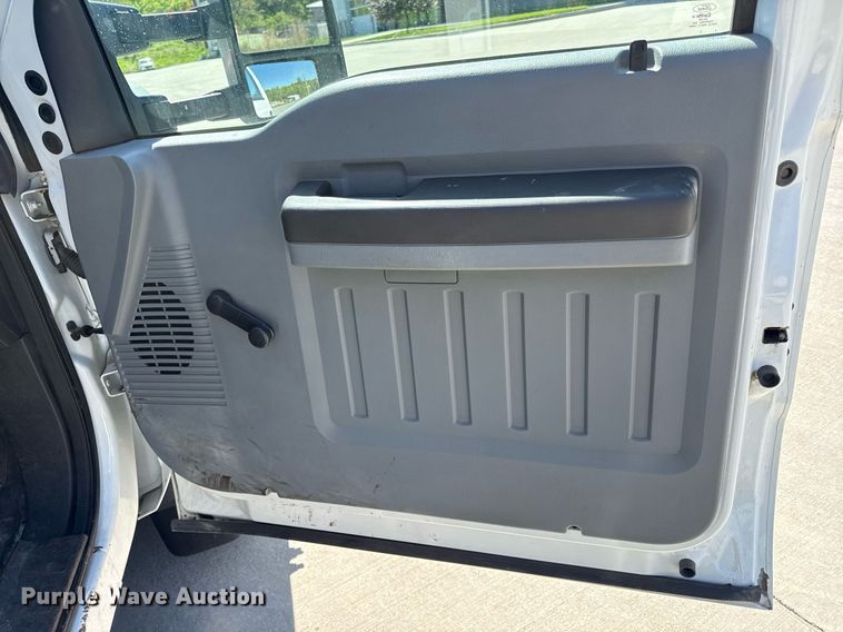 image for item DZ4008 2012 Ford F450 Super Duty dump flatbed truck