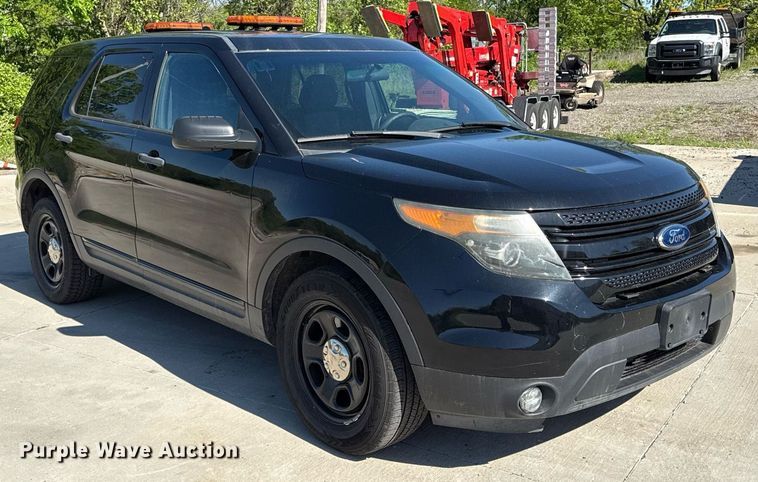image for item DZ4010 2015 Ford Explorer Police SUV