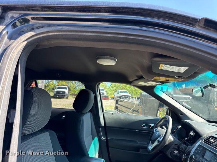 image for item DZ4010 2015 Ford Explorer Police SUV