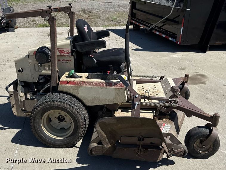 image for item DZ4011 Grasshopper 325D ZTR lawn mower