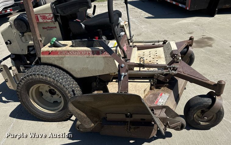 image for item DZ4011 Grasshopper 325D ZTR lawn mower