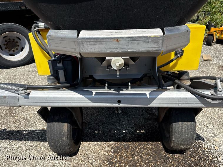 image for item DZ4015 LT Rich Z-Sprayer turf sprayer