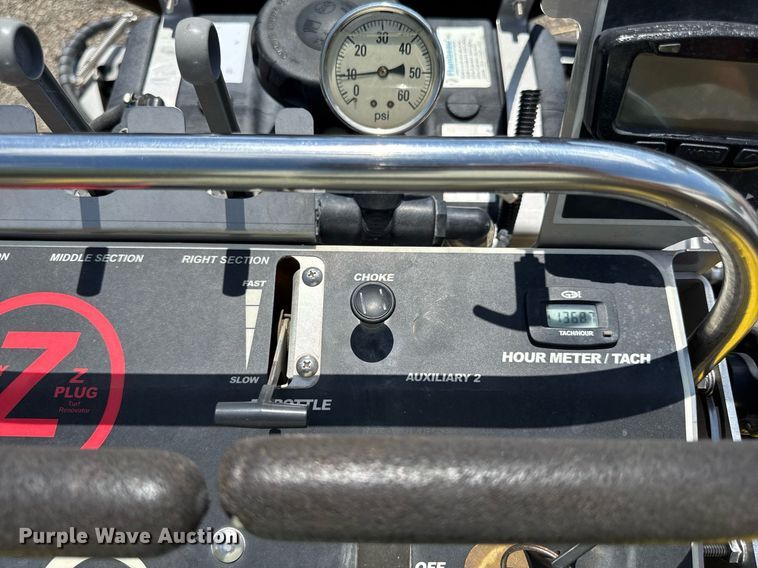 image for item DZ4015 LT Rich Z-Sprayer turf sprayer