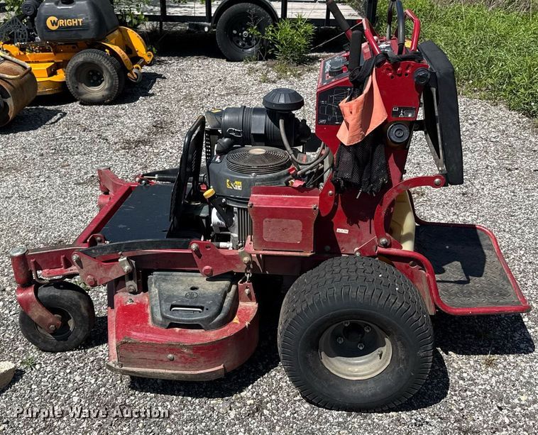 image for item DZ4019 Toro Grandstand ZTR lawn mower