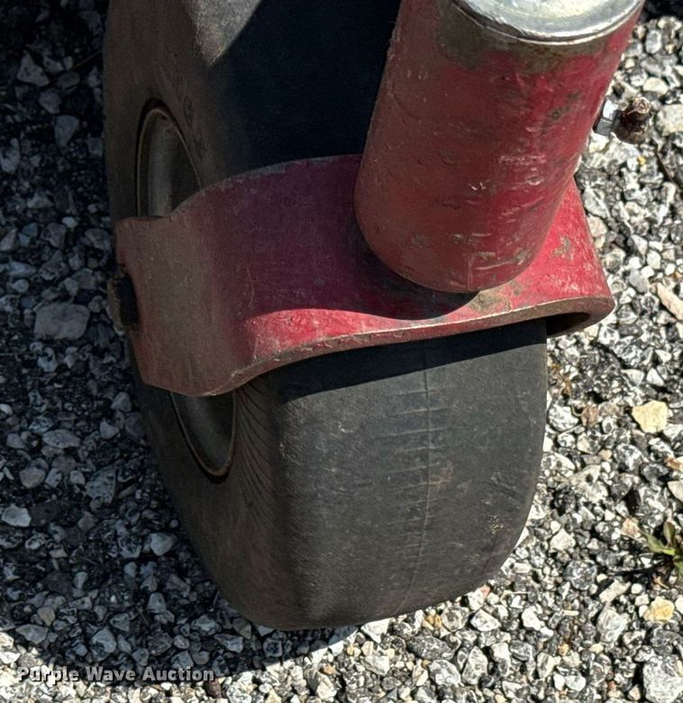 image for item DZ4019 Toro Grandstand ZTR lawn mower