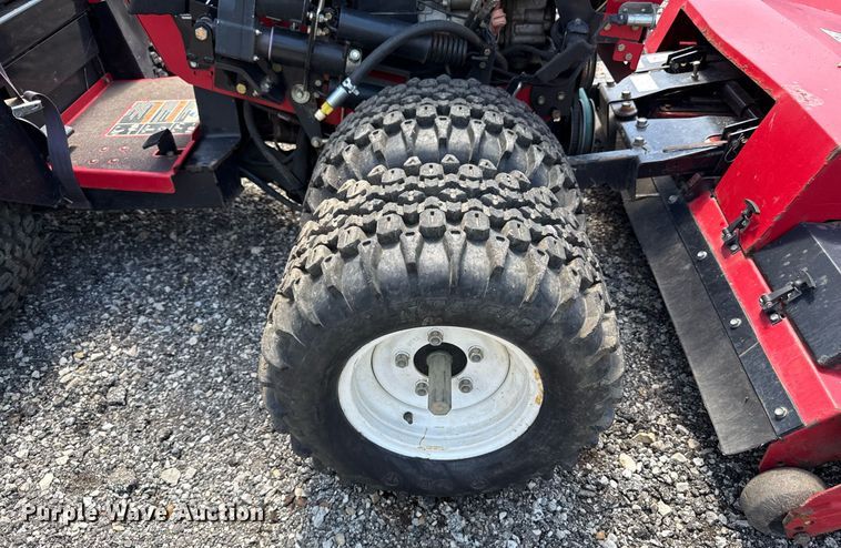 image for item DZ4020 2012 Steiner 440 lawn mower