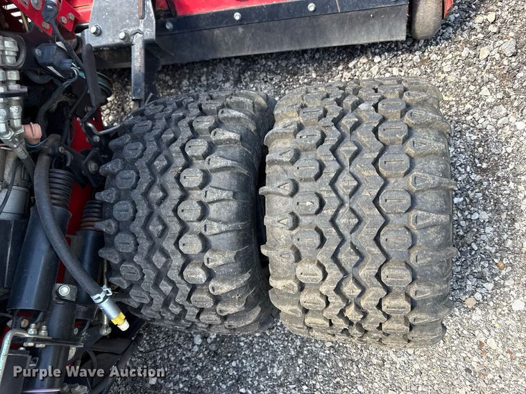 image for item DZ4020 2012 Steiner 440 lawn mower