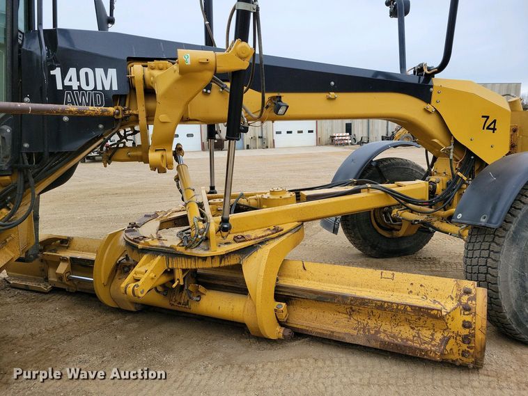 image for item EA2424 2011 Caterpillar 140M motor grader