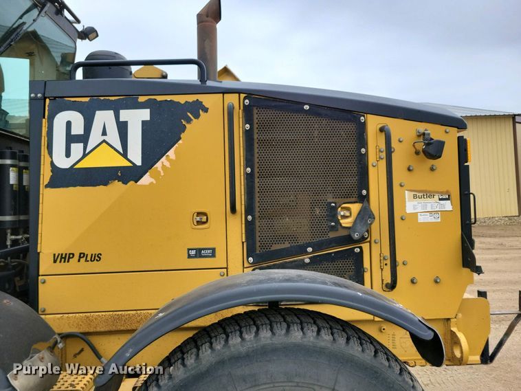 image for item EA2424 2011 Caterpillar 140M motor grader