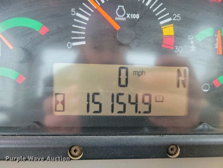 image for item EA2424 2011 Caterpillar 140M motor grader