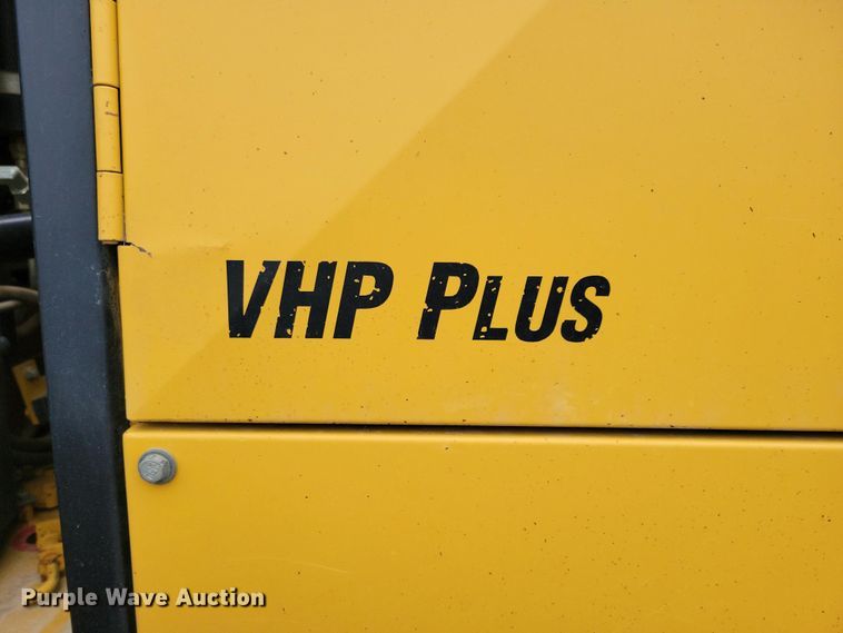 image for item EA2424 2011 Caterpillar 140M motor grader