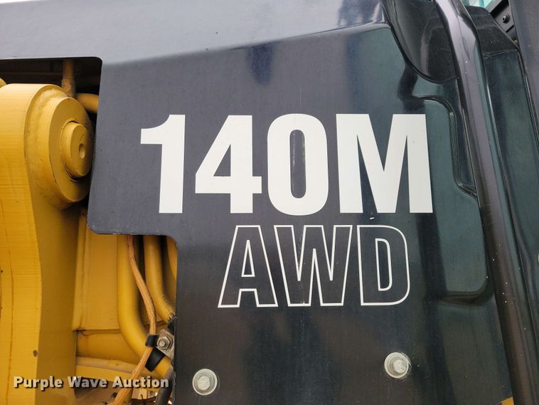 image for item EA2424 2011 Caterpillar 140M motor grader